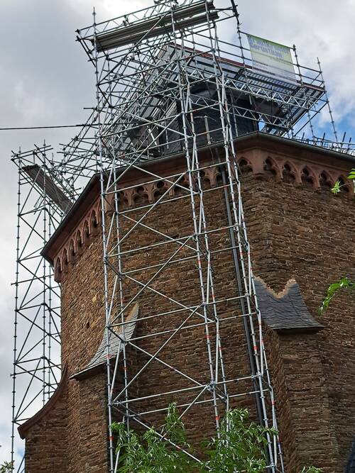 Gerüstbau im Hunsrück - Sondergerüst Kirche Kirchturm